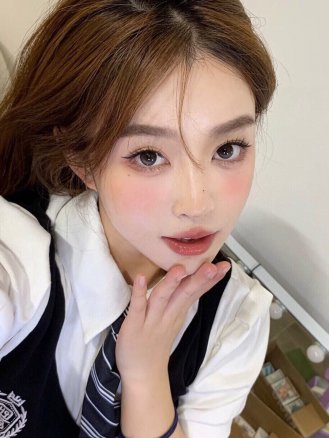 Winni Cobi Black