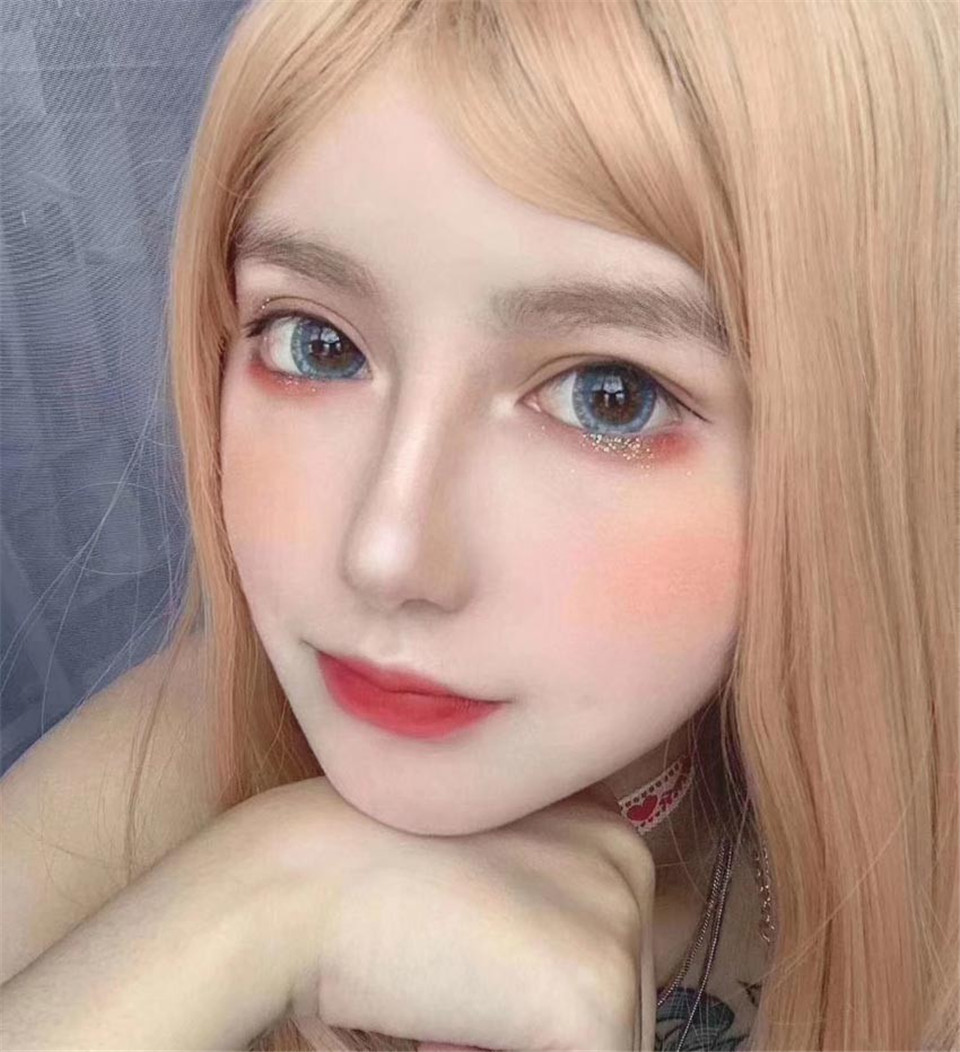 米 藍.jpg